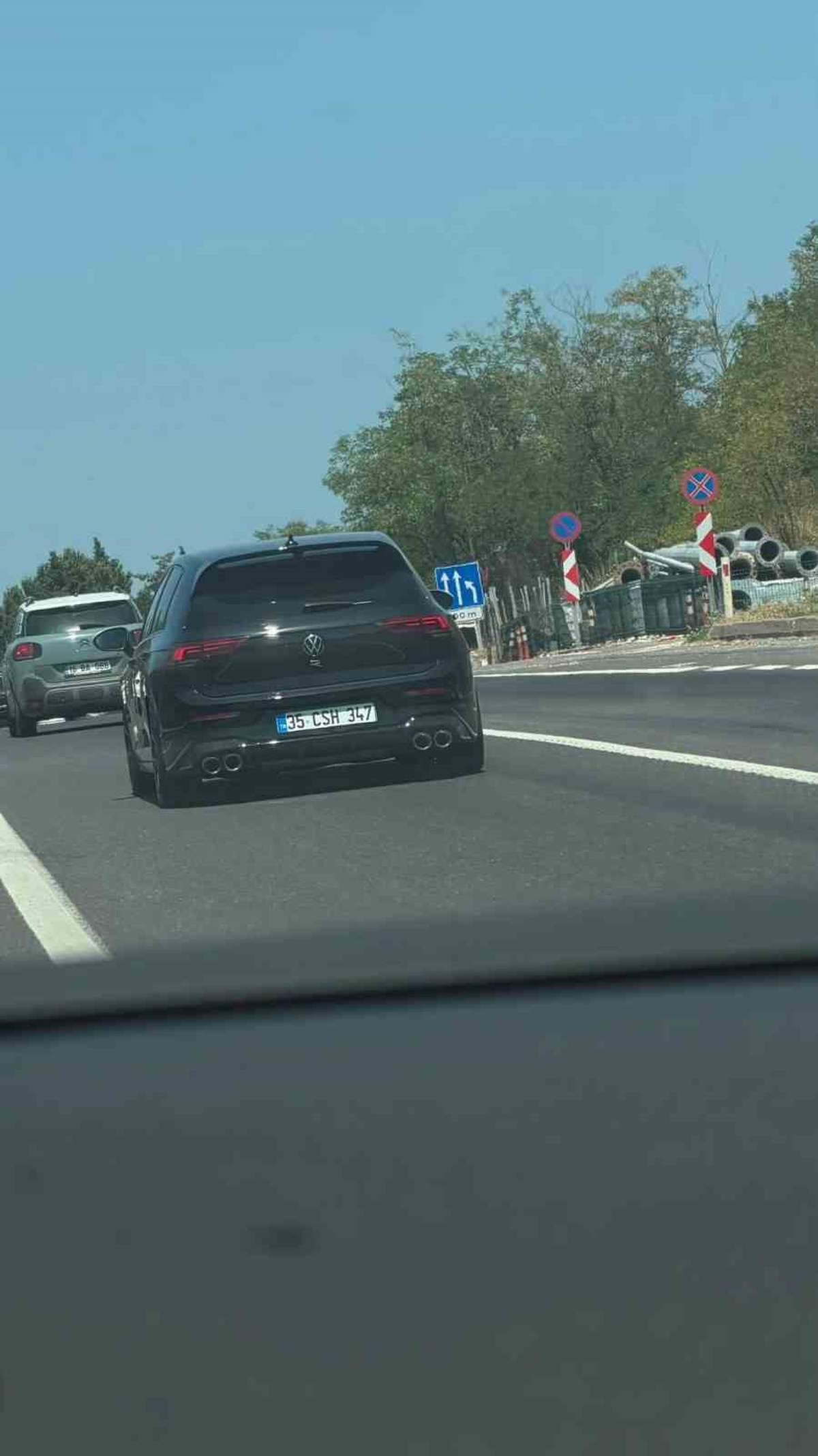 Tehlikeli Şerit Değiştiren Sürücüye 10 Bin Lira Ceza