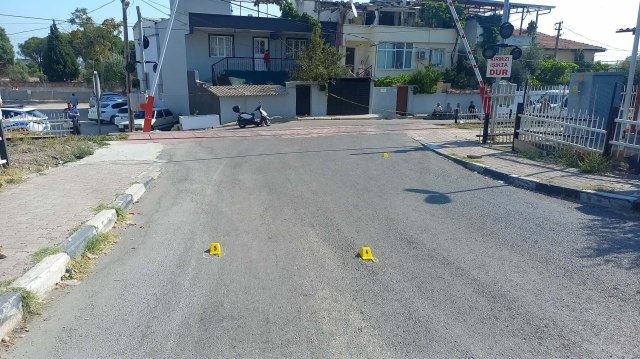 Manisa'da motosikletli saldırı, Baba ve oğluna kurşun yağmuru