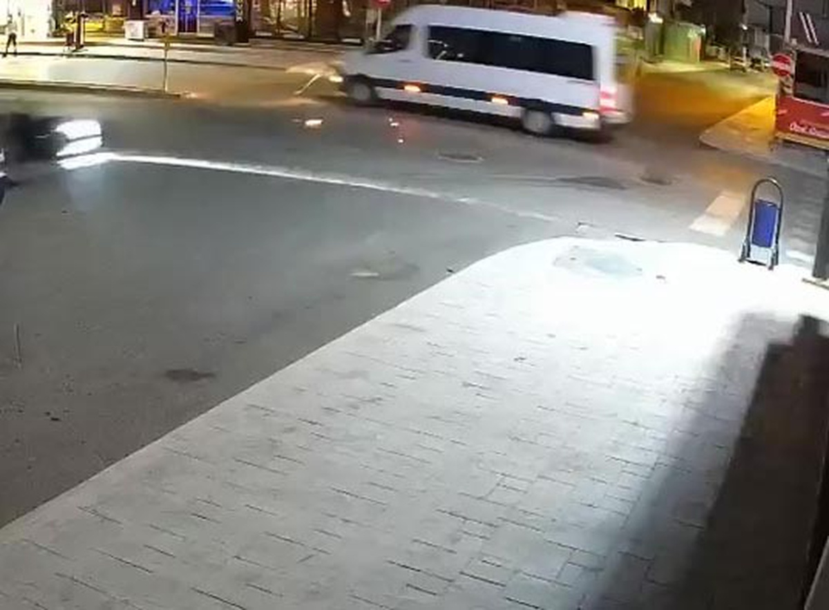 Kartepe\'de Motosiklet Kazası Kamerada
