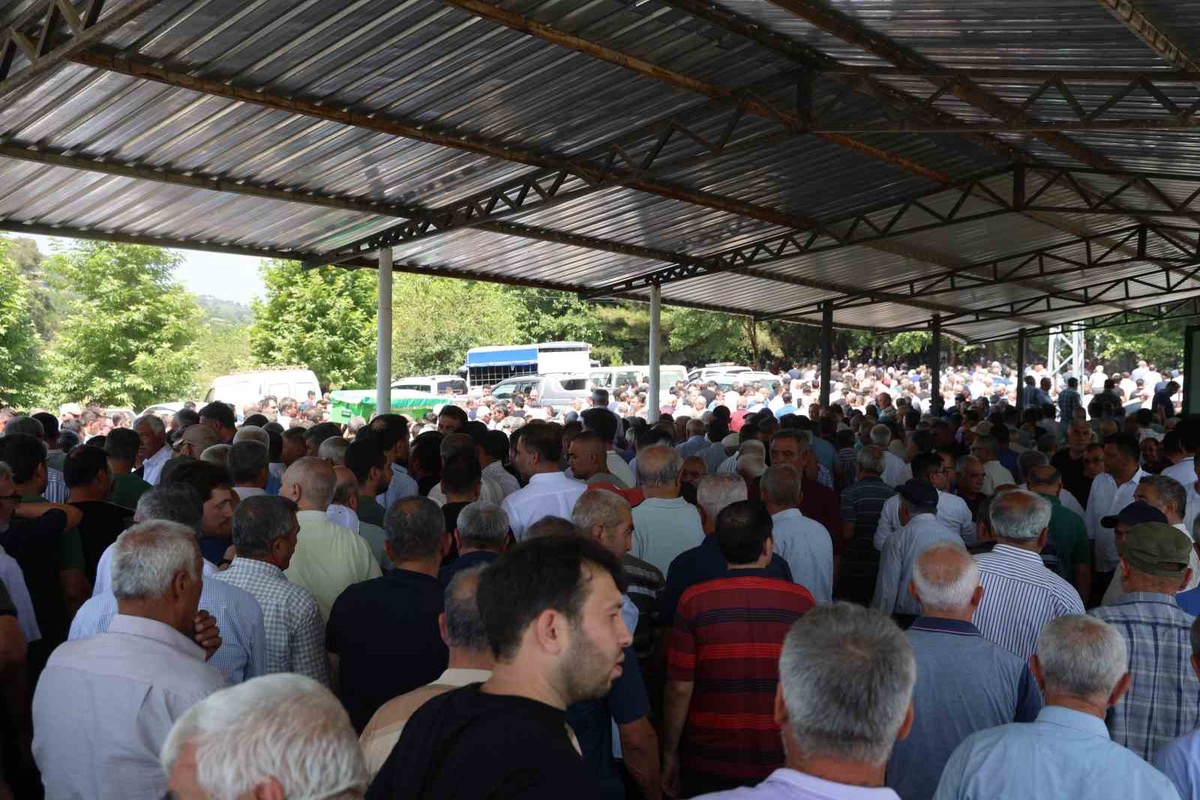 Traktör Kazasında Muhtar Hayatını Kaybetti