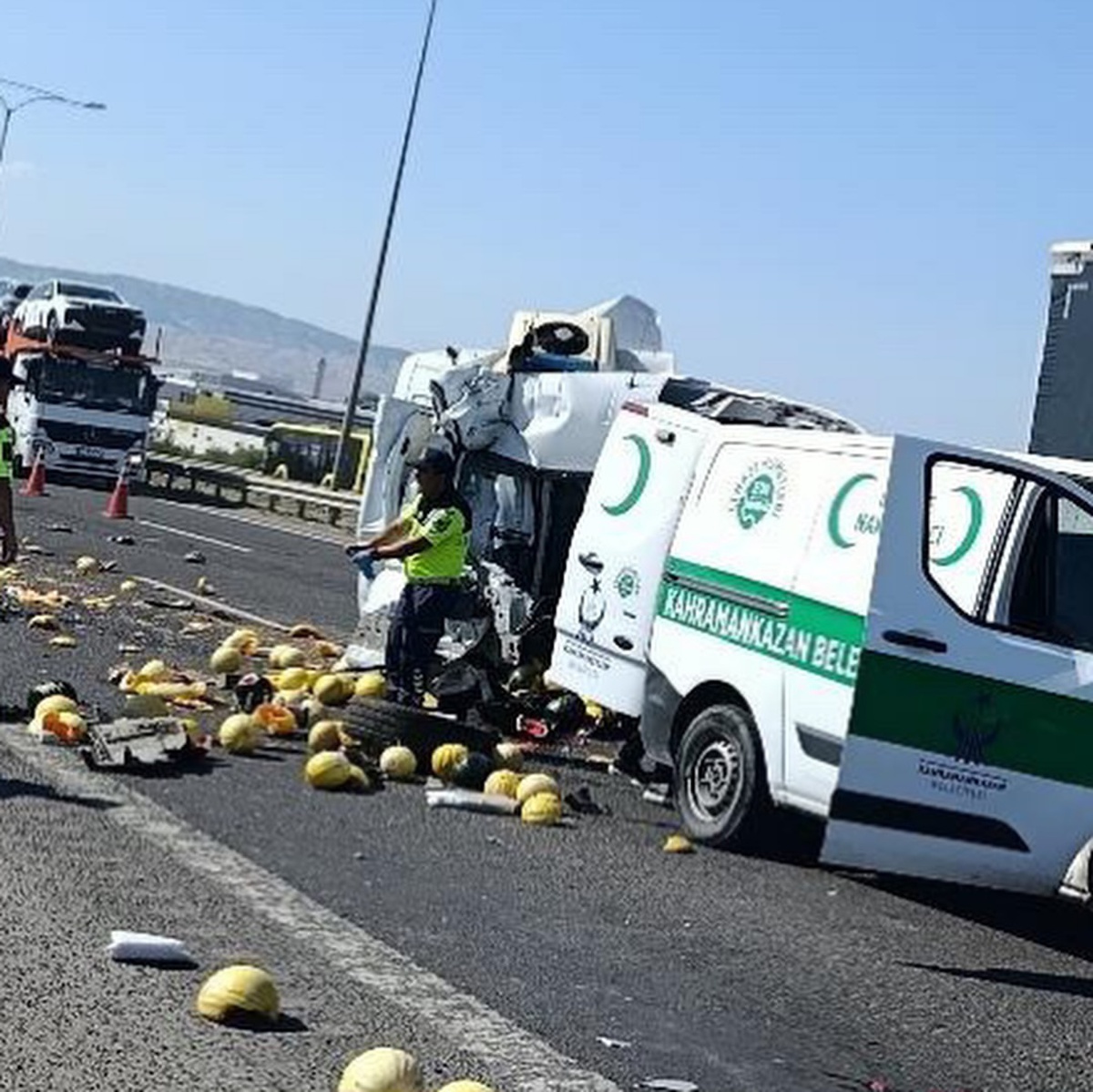 Kahramankazan\'da Trafik Kazası: 1 Ölü, 2 Yaralı