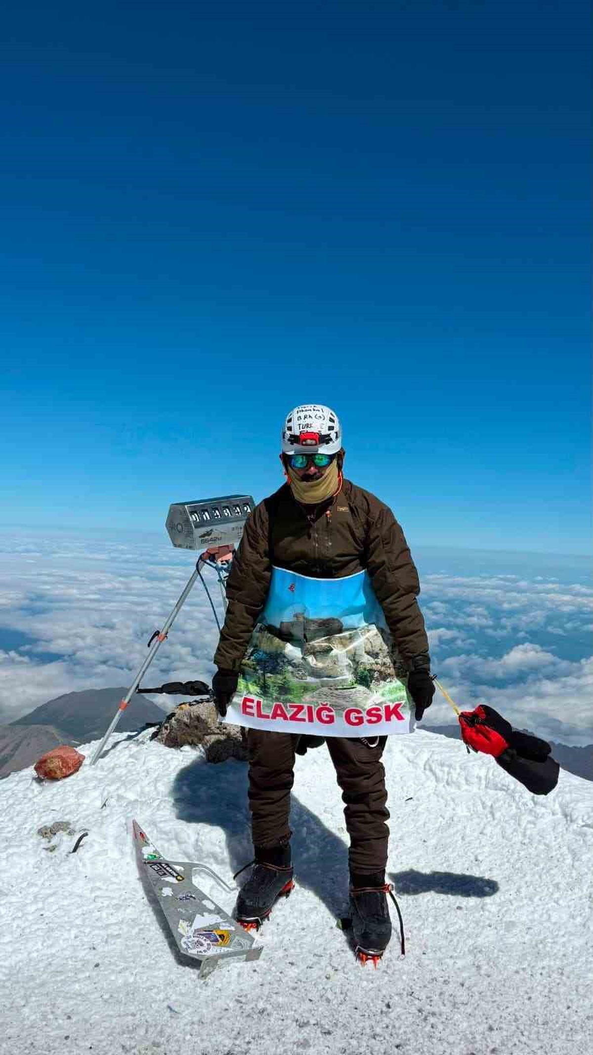 Elazığlı Sporculardan Elbrus Zirvesi