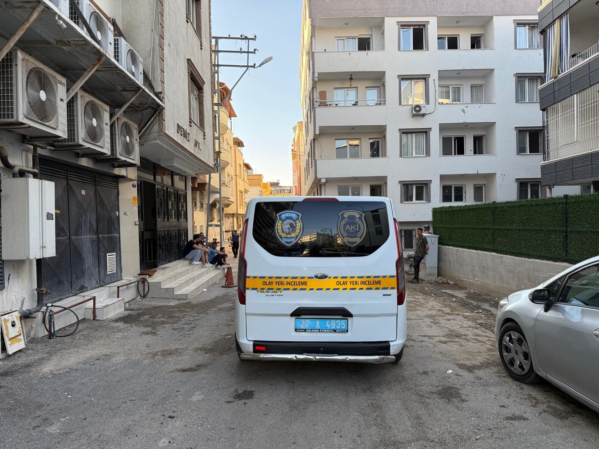Gaziantep\'te Yangın: Bir Çocuk Hayatını Kaybetti