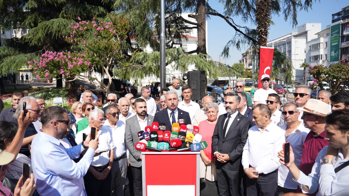 Bursa\'da CHP\'li Başkanlar Yeni Parti\'ye Katıldı