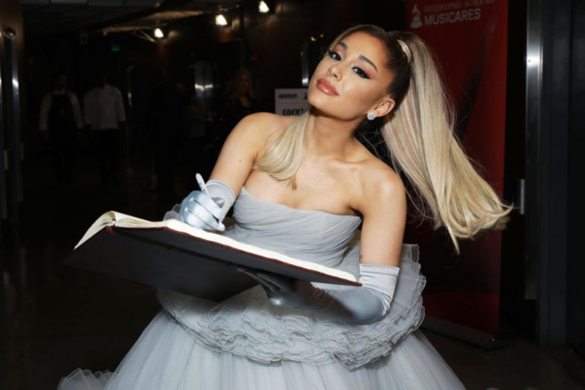 Eski halinden eser yok: Ariana Grande\'den hayranlarını üzecek karar