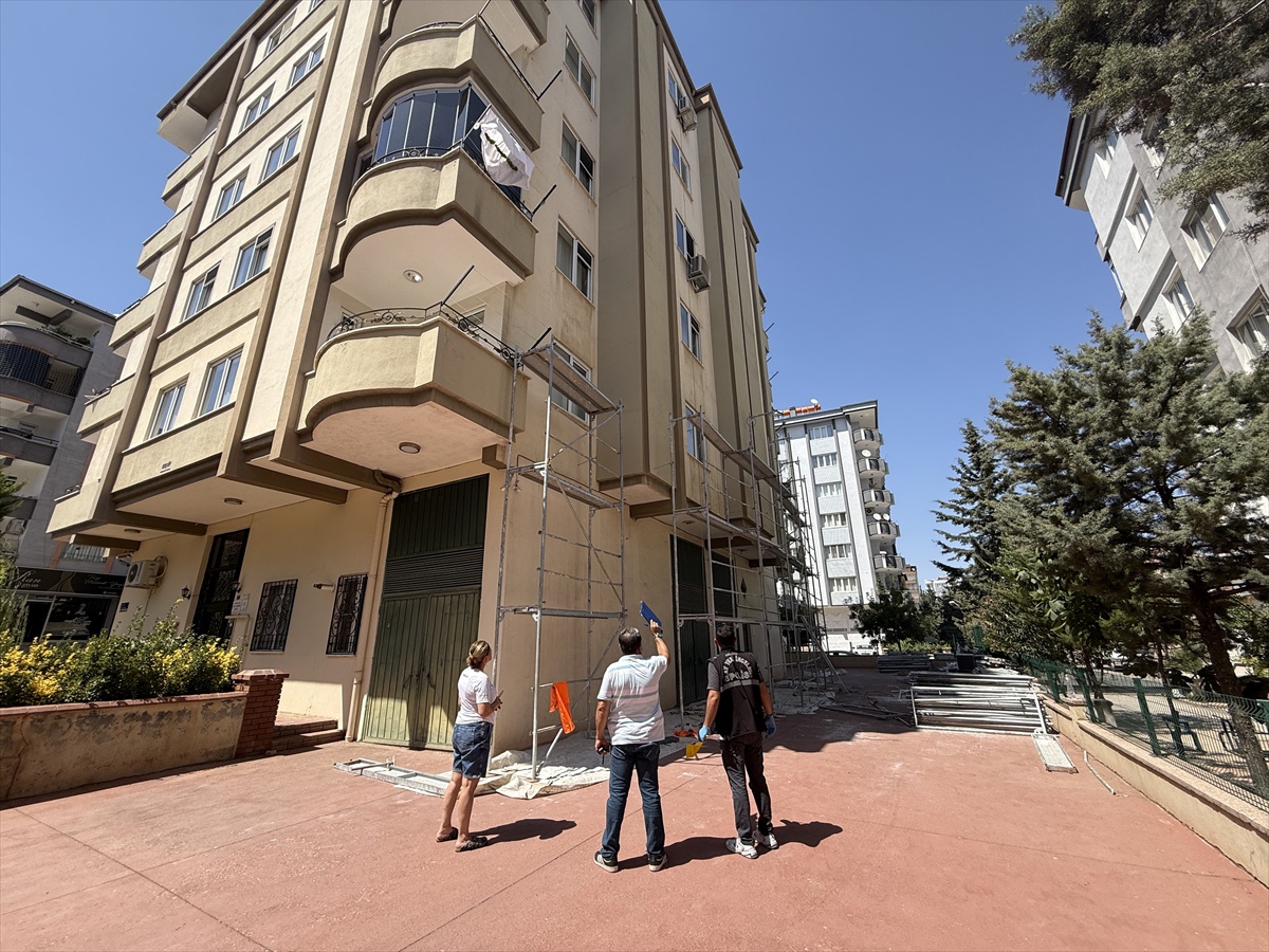 Gaziantep\'te İşçi İskeleden Düşerek Hayatını Kaybetti