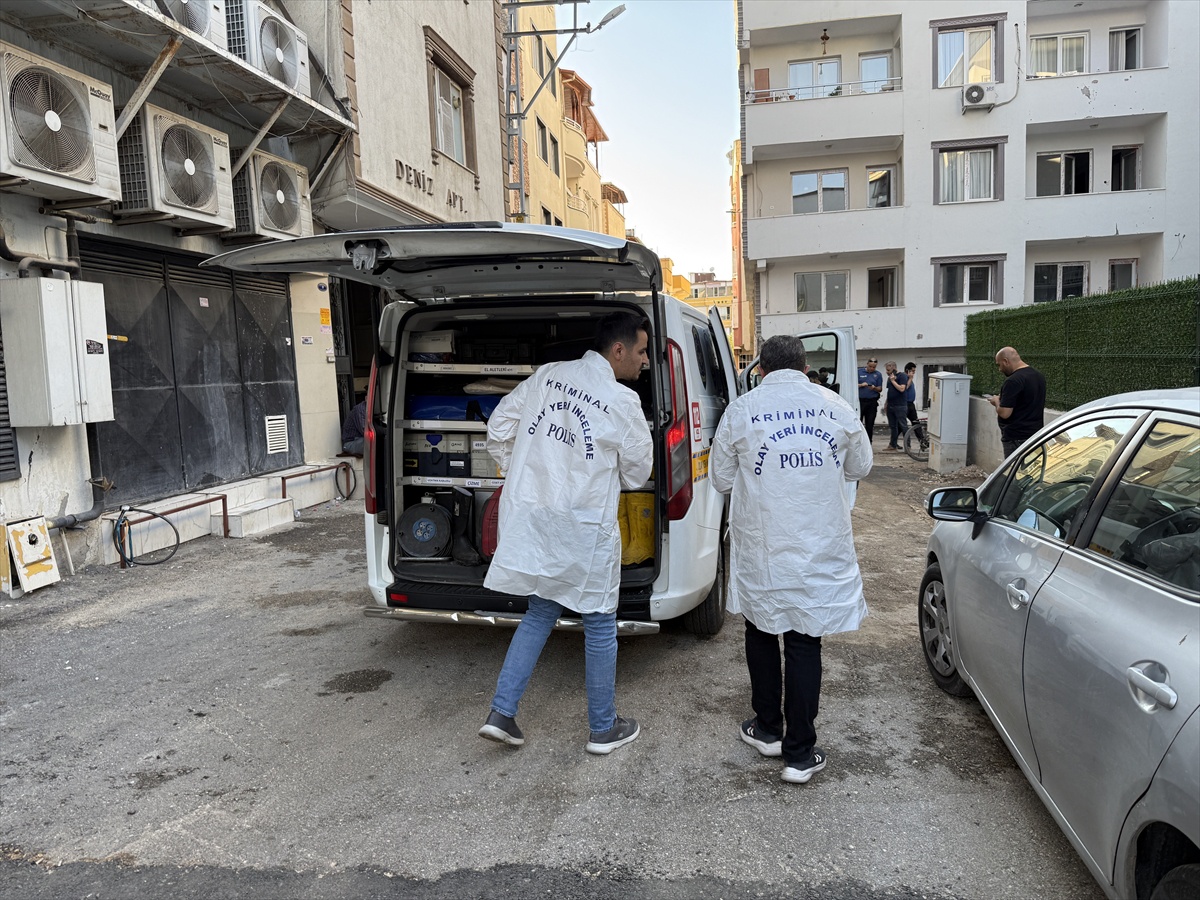 Gaziantep\'te yangın: 1 çocuk öldü, 3 yaralı