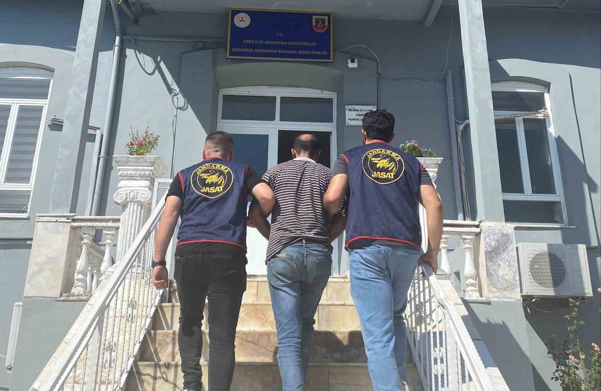 Hırsızlık Cezaevi Kaçak Yakalandı