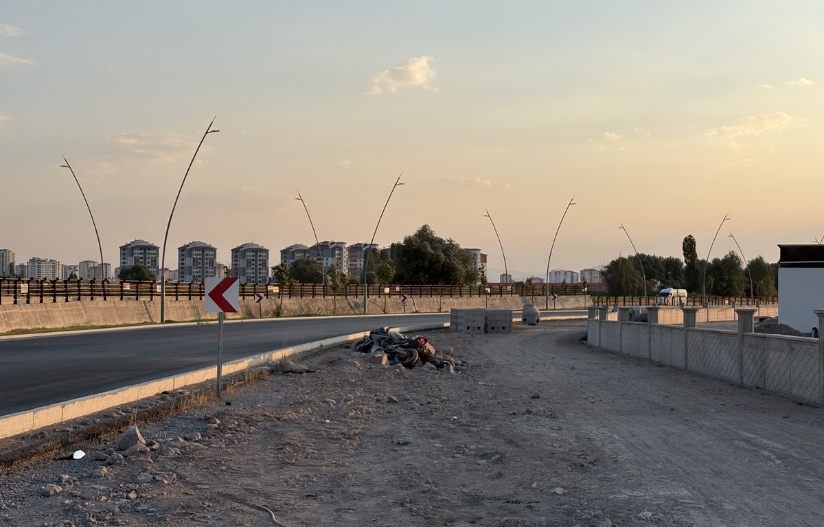 Kayseri\'de Motosiklet Kazası: İki Yaralı