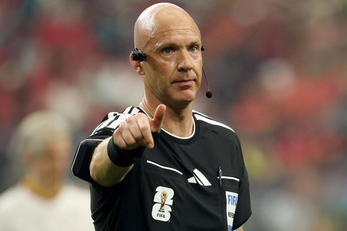 MHK\'den sürpriz hamle! Anthony Taylor resmen göreve başladı