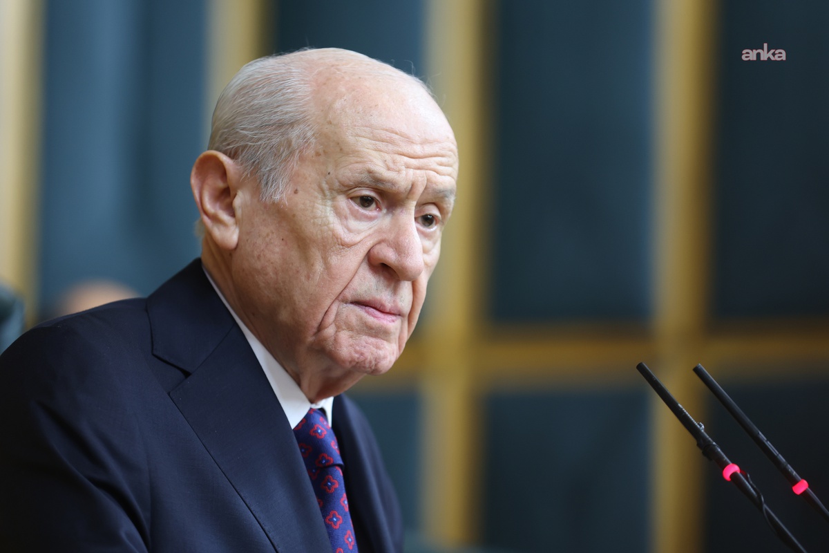 MHP\'den Milli Dayanışma Teklifi
