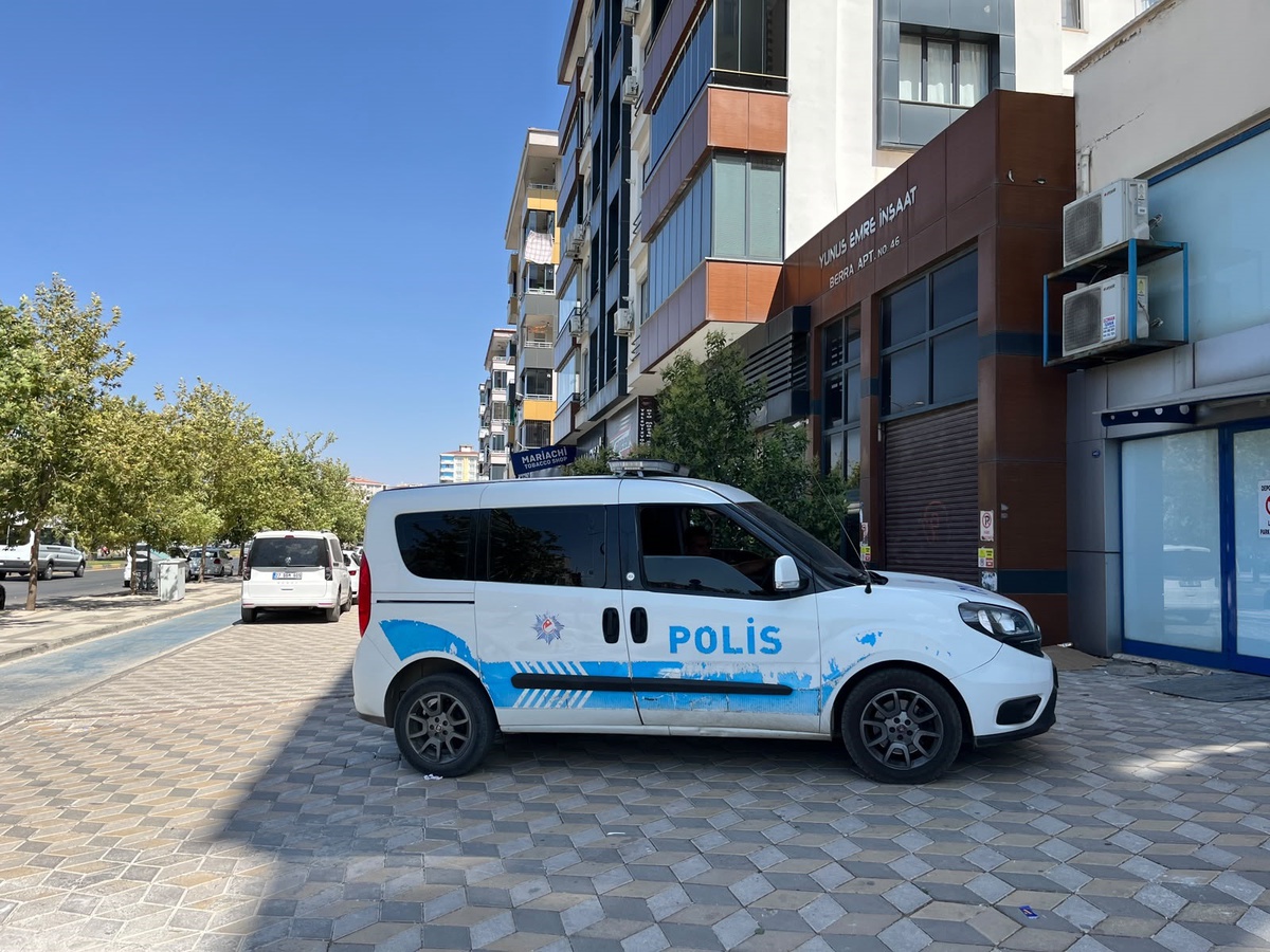 Gaziantep\'te Kavga: Bir Kişi Tabanca ile Vuruldu