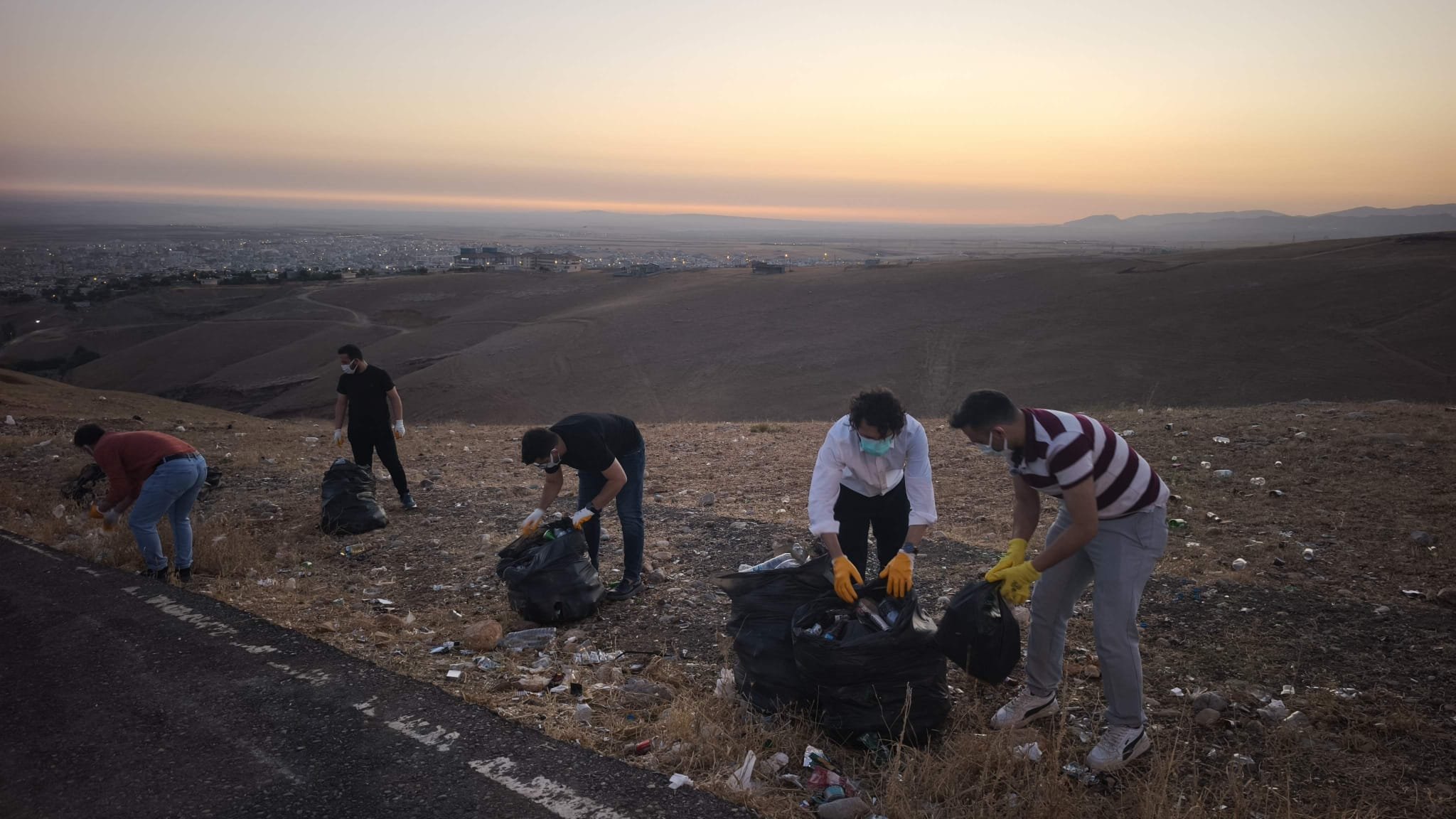 Silopi'de Doğaya Sahip Çıkıldı: Nasır Ağa Tepesi'nde Anlamlı Temizlik