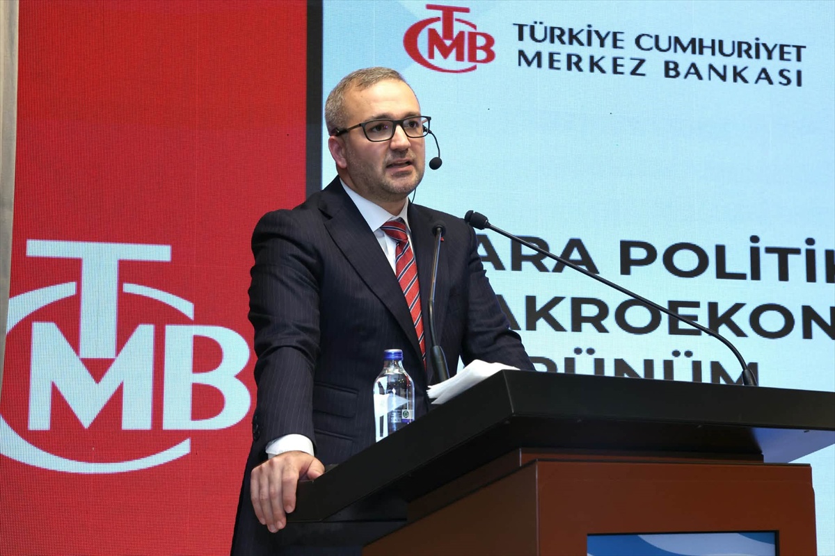 TCMB Başkanı Erzurum\'da Toplantı Yaptı