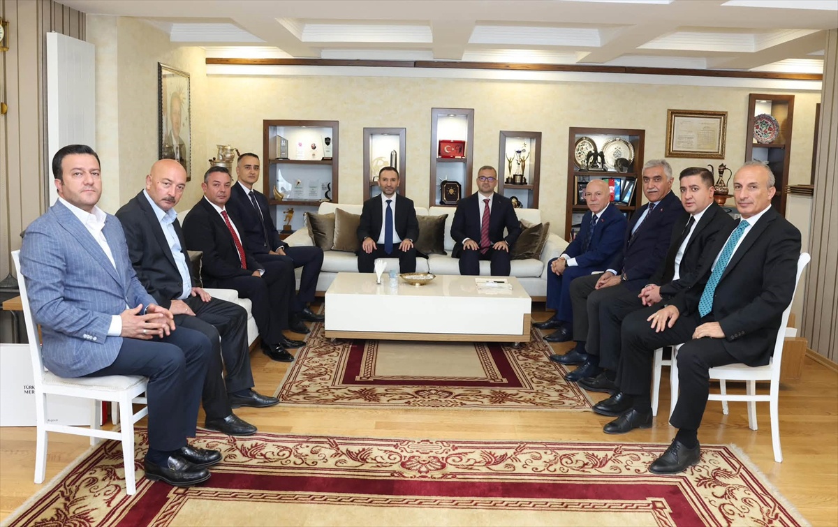 TCMB Başkanı Karahan Erzurum\'da Ziyaretler Gerçekleştirdi