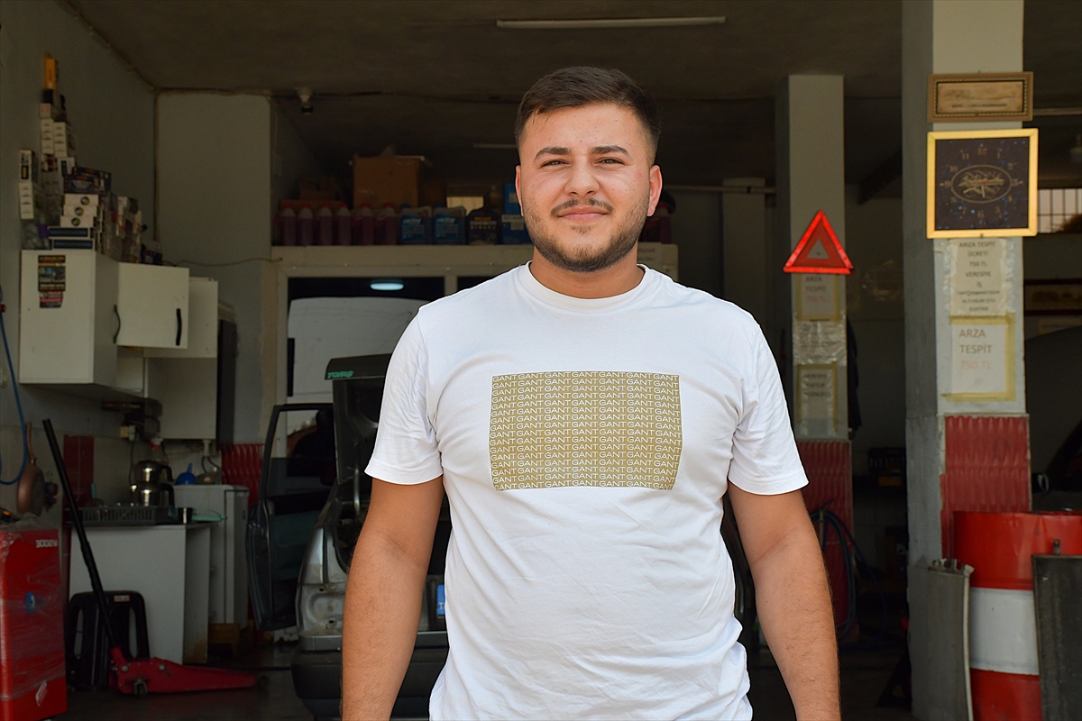 Esnafın Köpek Kurtarma Anı Kamerada