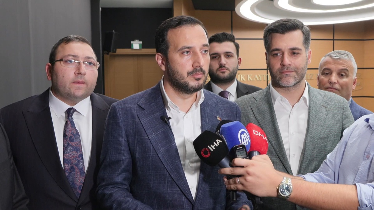 Üsküdar\'da Başkan Vekili Seçimi Tartışmalı Geçti