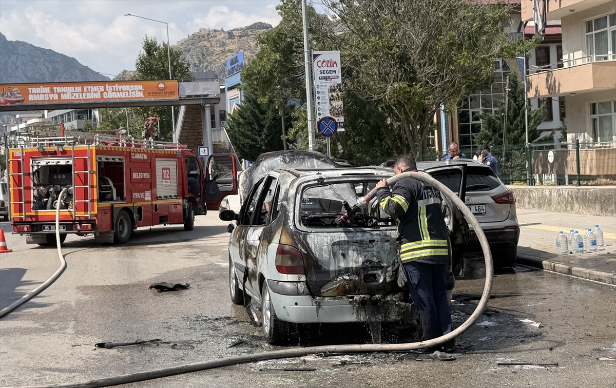 Amasya\'da Otomobil Yangını
