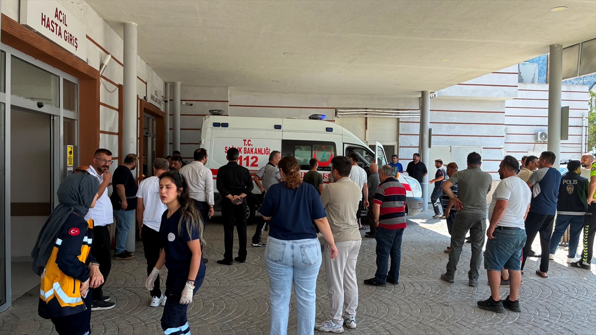 ATV Uçuruma Devrildi, İki Çocuk Yaralandı