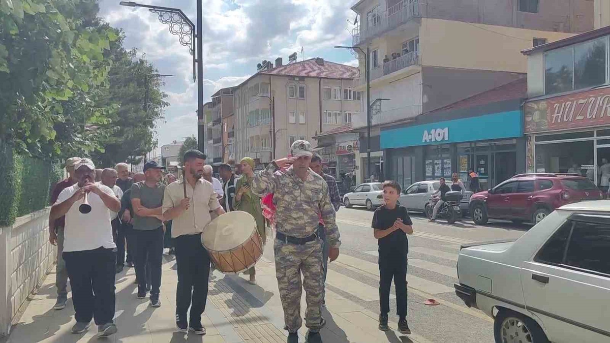 Yusuf Ceyhan\'ın Askerlik Hayali Gerçek Oldu