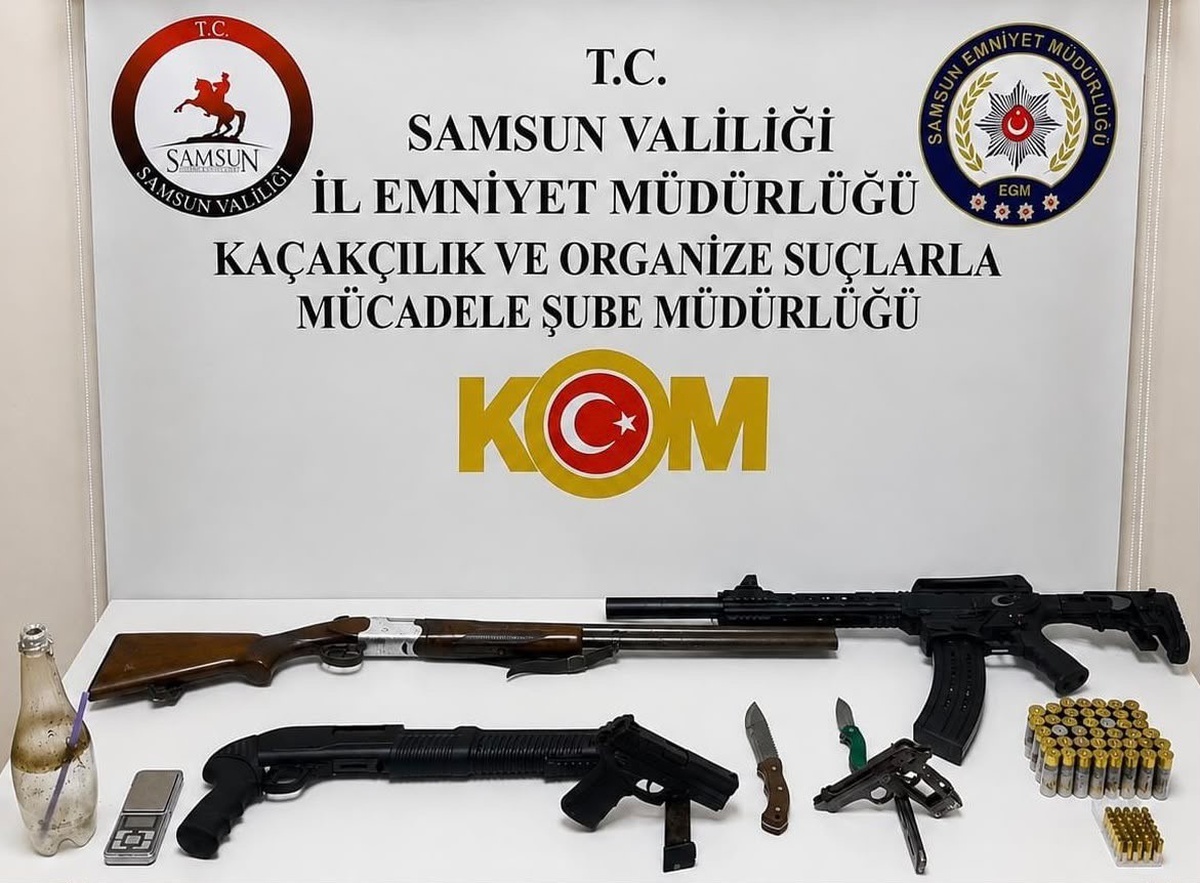 Bafra\'da Silah Ticareti Operasyonu: 3 Gözaltı