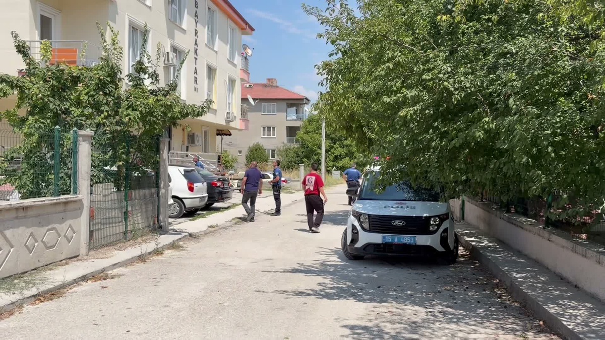 Burdur\'da Araç Parkı Kavgasında Bıçaklama