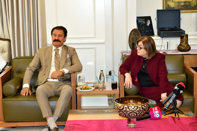 BY Mustafa Organizasyon'dan Gaziantep Büyükşehir Belediye Başkanı Fatma Şahin'e anlamlı ziyaret