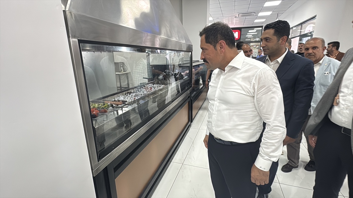 Cilvegözü\'nde Yeni Tır Parkı Hizmete Açıldı