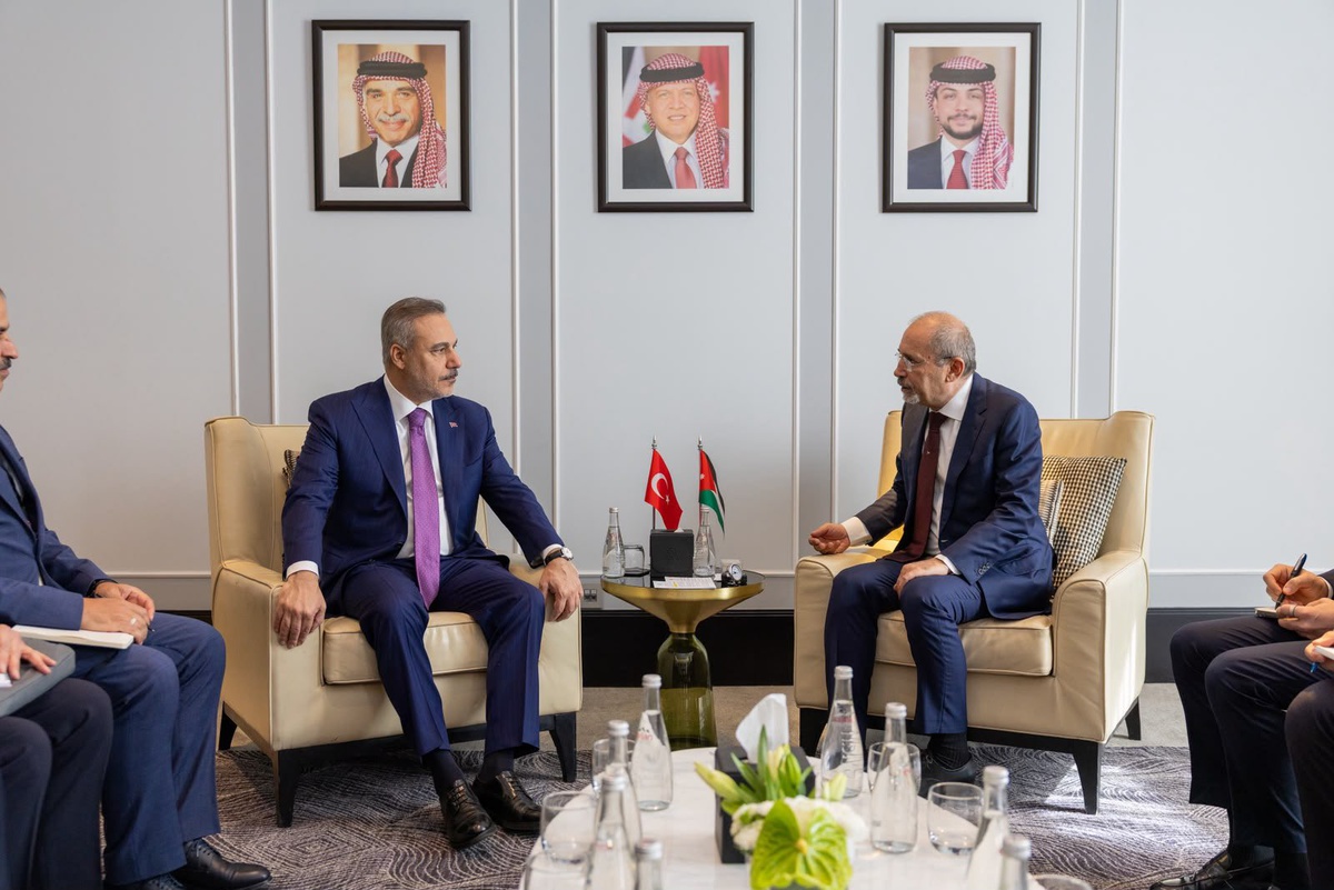 Fidan, Amman\'da Ürdünlü mevkidaşı Safadi ile görüştü