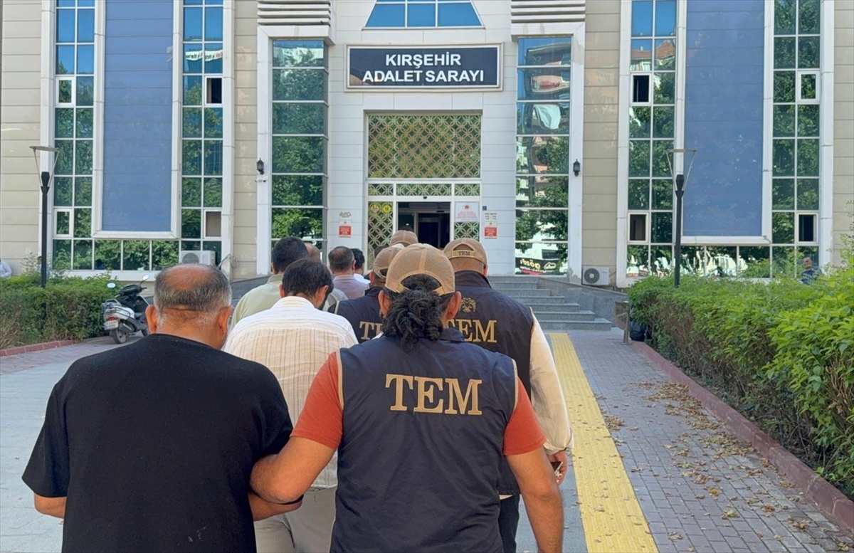 FETÖ Operasyonunda 1 Tutuklama