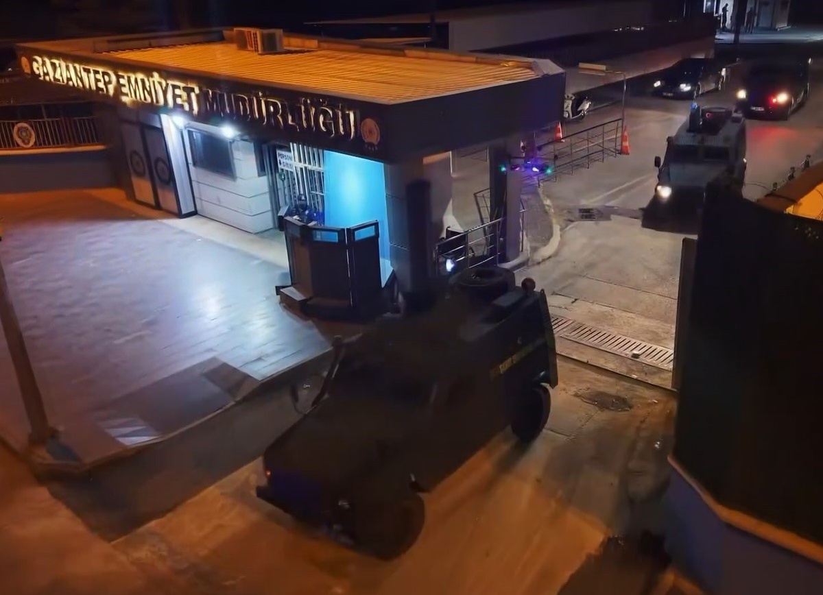 Gaziantep\'te 17 Dolandırıcı Yakalandı