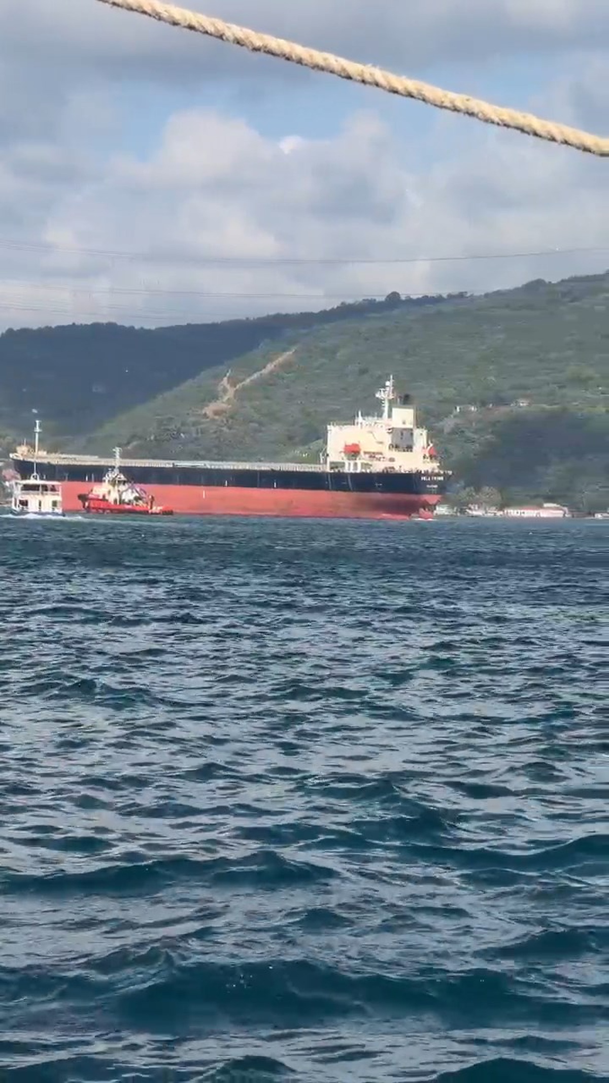 Beykoz\'da gemi arızası, Boğaz trafiği durdu