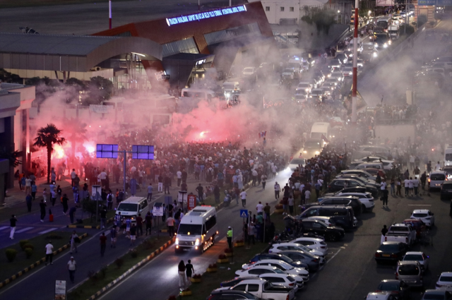 İşte Trabzon'a ulaşan Salah'ın ilk sözleri: Daha önce böyle bir şey inanın yaşadım mı hatırlamıyorum
