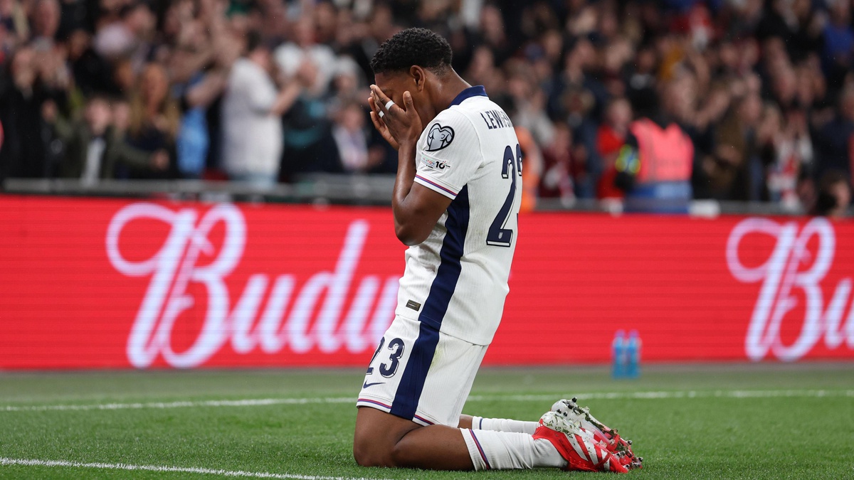 Manchester United, Arsenal\'ın genç yıldızı Myles Lewis-Skelly için transfer çalışmalarına başladı