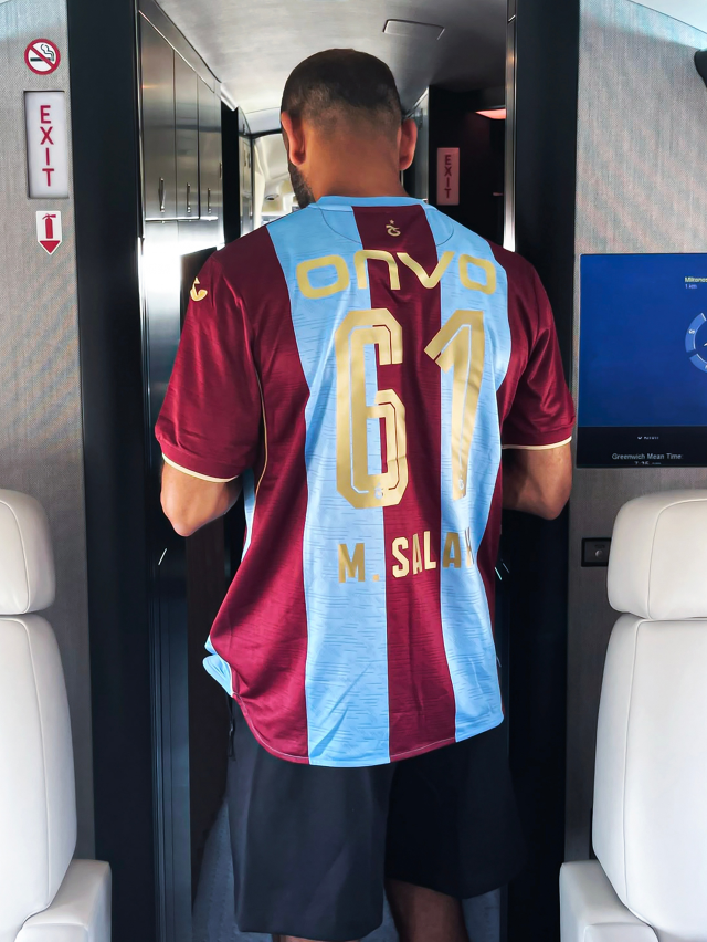 Salah İstanbul'da! İlk sözleri bütün şehri ayağa kaldıracak