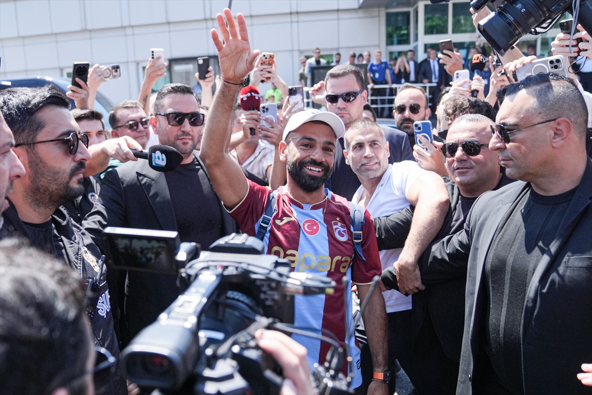 Salah İstanbul'da, Trabzonspor'a imza atıyor!
