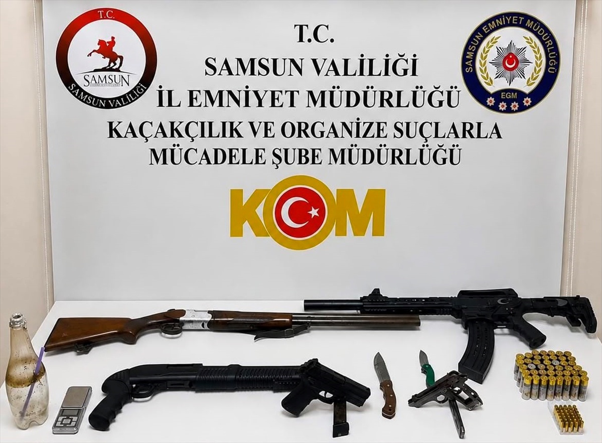 Bafra\'da Silah Kaçakçılığı Operasyonu