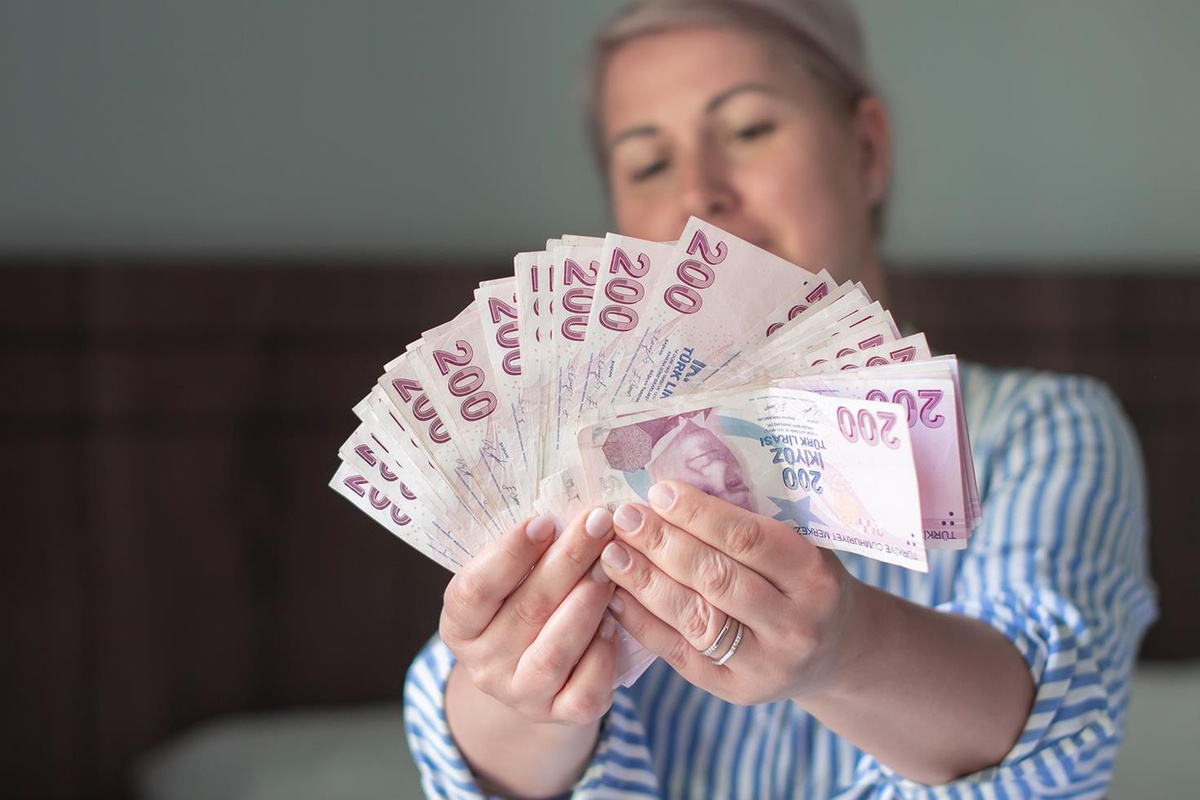 Şehit yakınları ve gaziler için yeni düzenleme! Maaşlar artıyor, haklar genişliyor