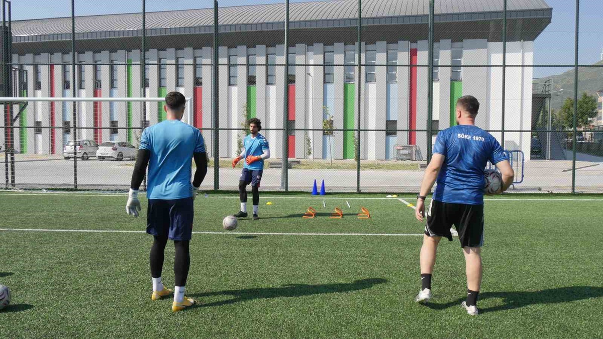 Söke 1970 Spor, Çift Antrenmanla Hazırlıklarını Sürdürüyor