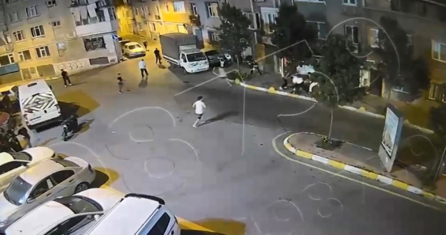 Sosyal medya kavgası can aldı! Dehşet anları kamerada