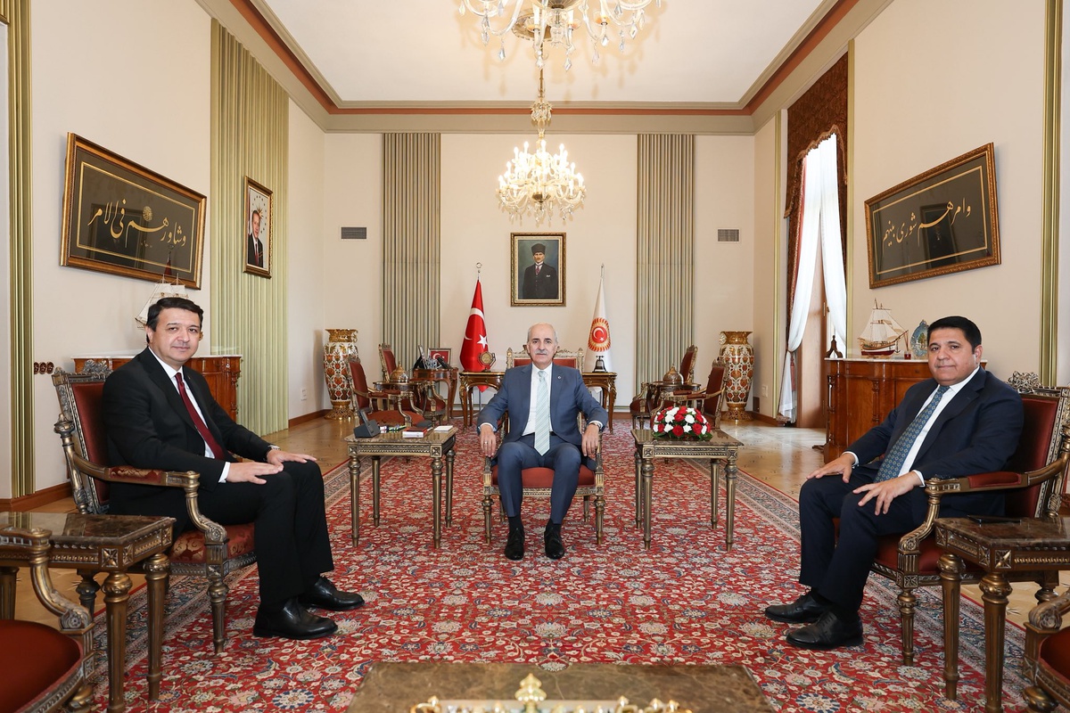 Kurtulmuş, Arıkan\'ı Kabul Etti