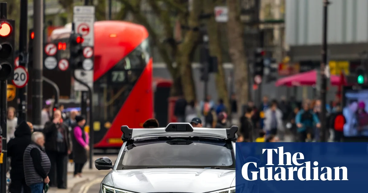 Londra\'da Otonom Taksi Dönemi Başlıyor