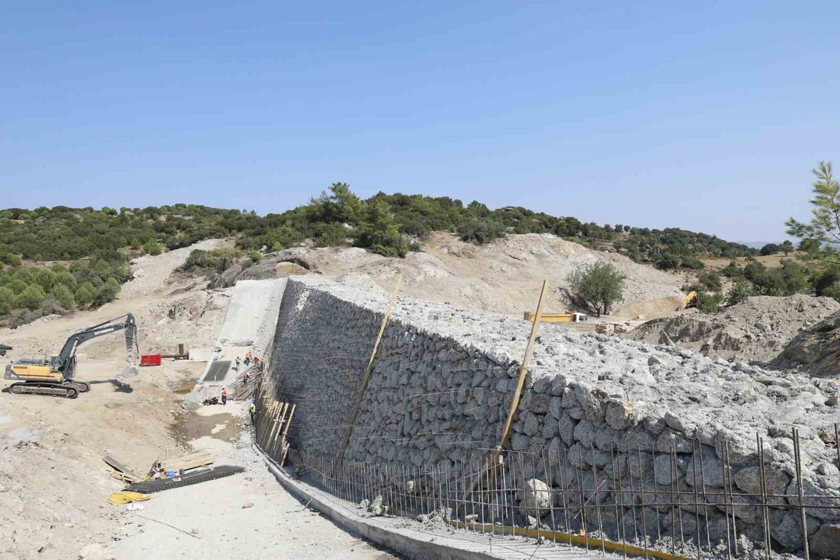 Umcular Göleti Projesi Devam Ediyor