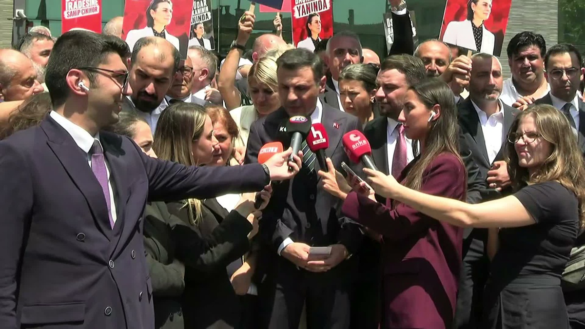 Üsküdar\'da CHP\'li Çetinkaya başkanvekili seçildi
