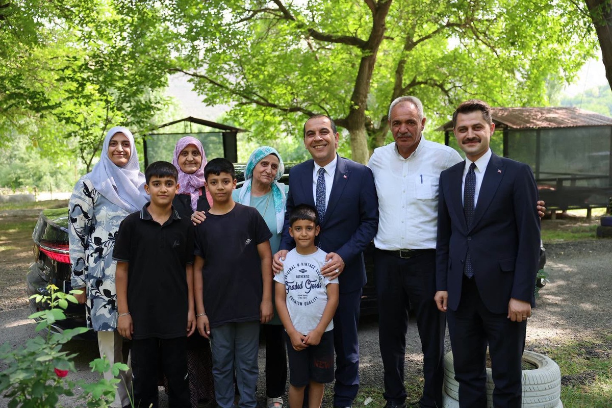 Vali Taşolar Tuzluca\'da Vatandaşlarla Buluştu