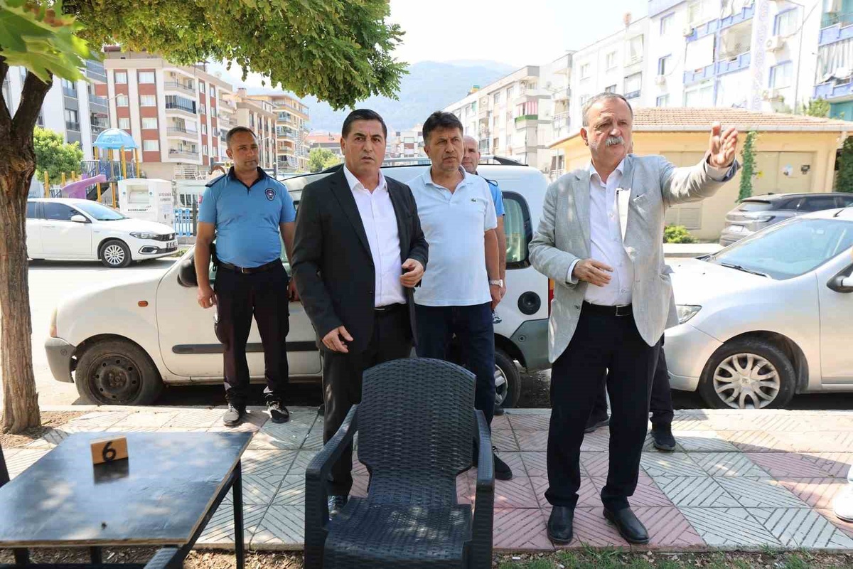 Yunusemre’de park işgallerine geçit yok