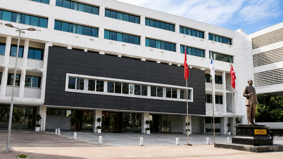 Antalya\'da rüşvet soruşturmasında 2 yeni gözaltı