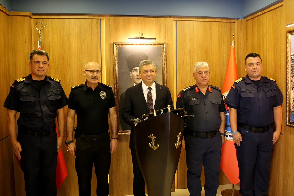 Antalya\'da orman yangını yarı yarıya azaldı