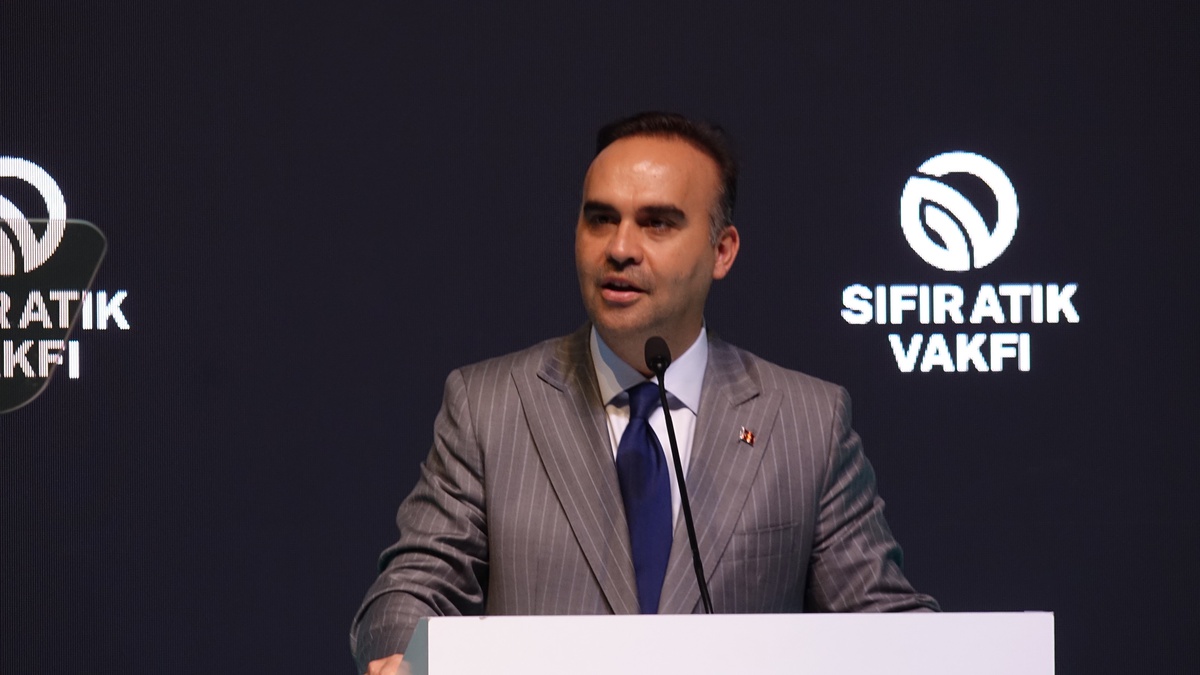 Bakan Kacır: Sıfır Atık Küresel Çevre Seferberliği