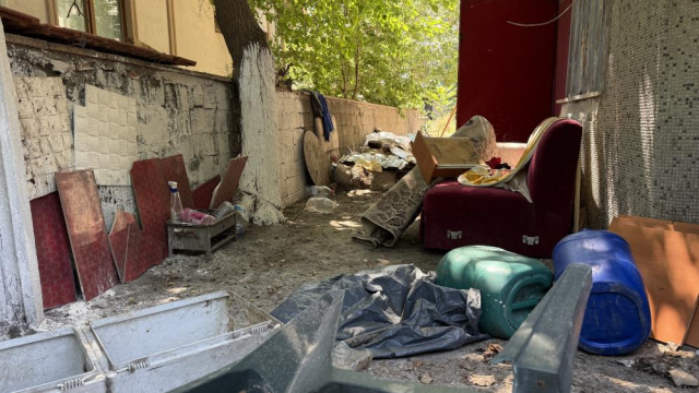 Belediye yıkmadı, fuhuş oteli oldu